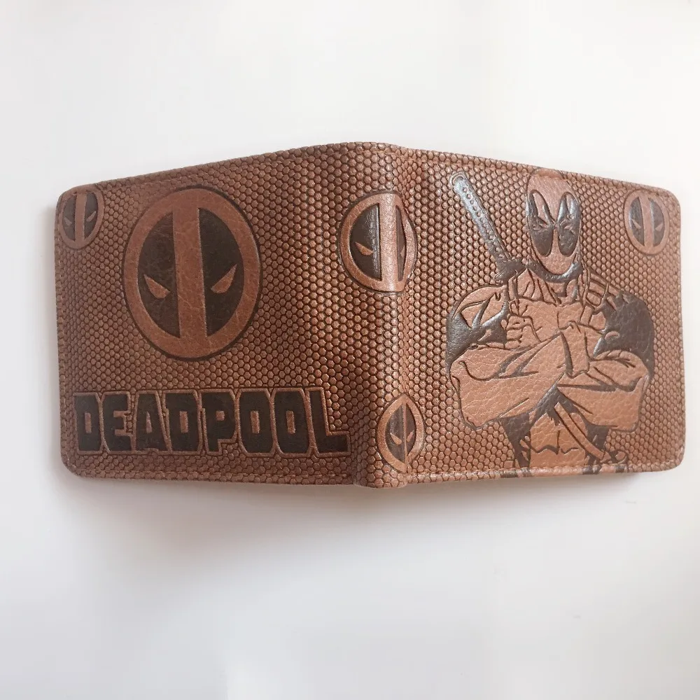 Новое прибытие 2018 новый дизайн комиксы Marvel Дэдпул Би-Фолд бумажник с держателем