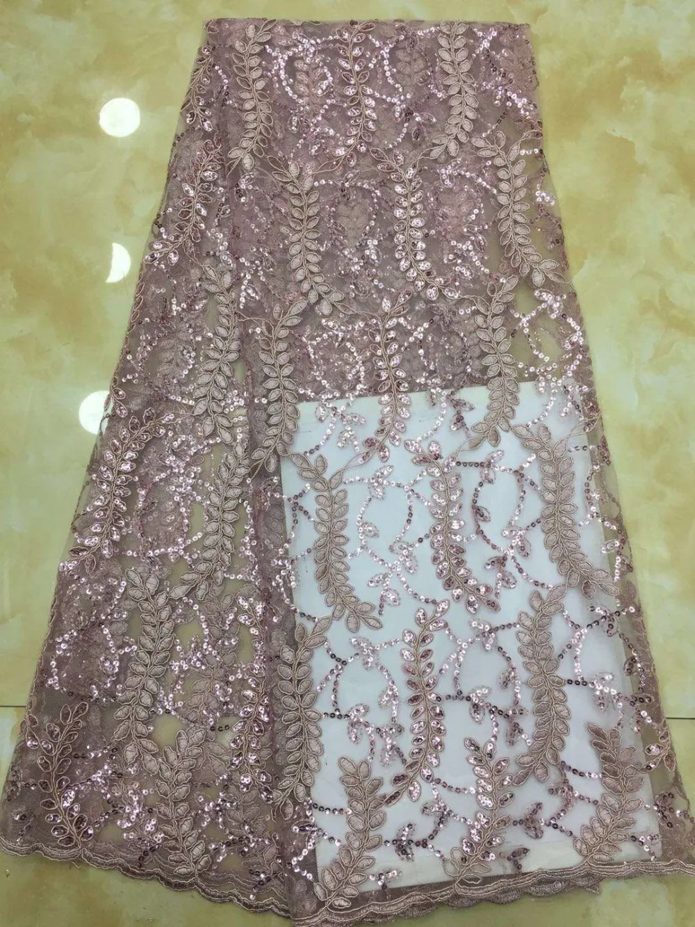 

Nigerian French Lace Fabrics with sequins Latest African Tulle Lace Fabric High Quality African Lace Wedding Fabric TS7891