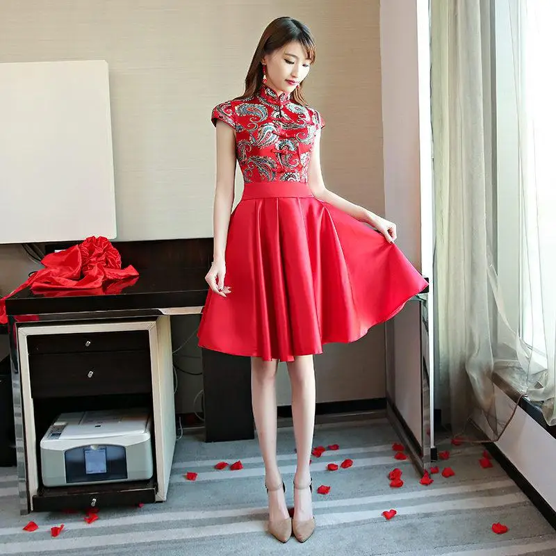 Китайский традиционный Женский Cheongsam элегантный цветочный принт размера плюс XXS-3XL Qipao женские свадебные платья Vestidos - Цвет: Бежевый