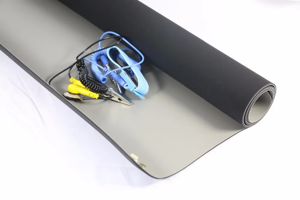 

Free shipping 700*500*2.0mm Anti-Static Mat+Ground Wire+ESD Wrist for Mobile Computer Repair Antistatic Blanket,ESD Mat