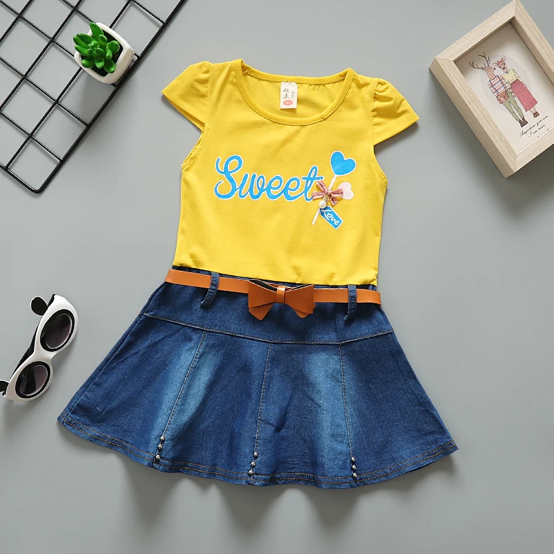 Летнее платье для девочек детское хлопковое принцессы без рукавов с надписью