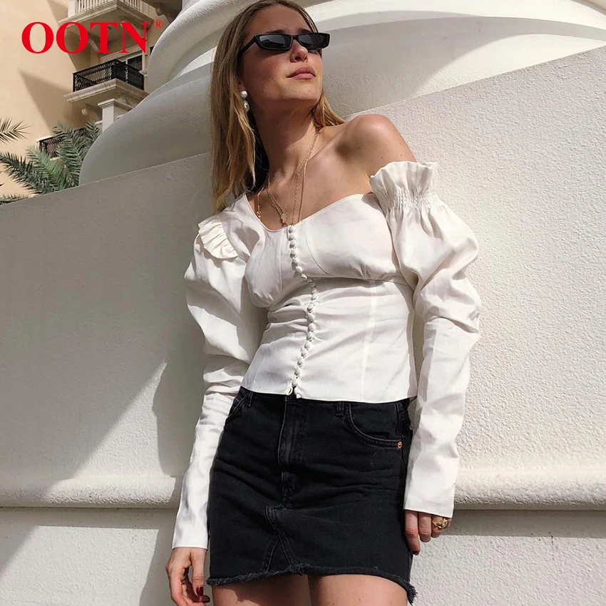 OOTN одно плечо Асимметричный белая блуза Топ Для женщин пикантные рубашки с