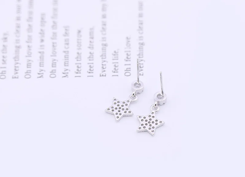 Новинка 2020 серьги европейские кристаллы от Swarovski с опалом рождественские