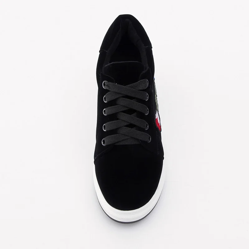 JK/Женская обувь на плоской подошве с вышивкой платформе закругленным носком