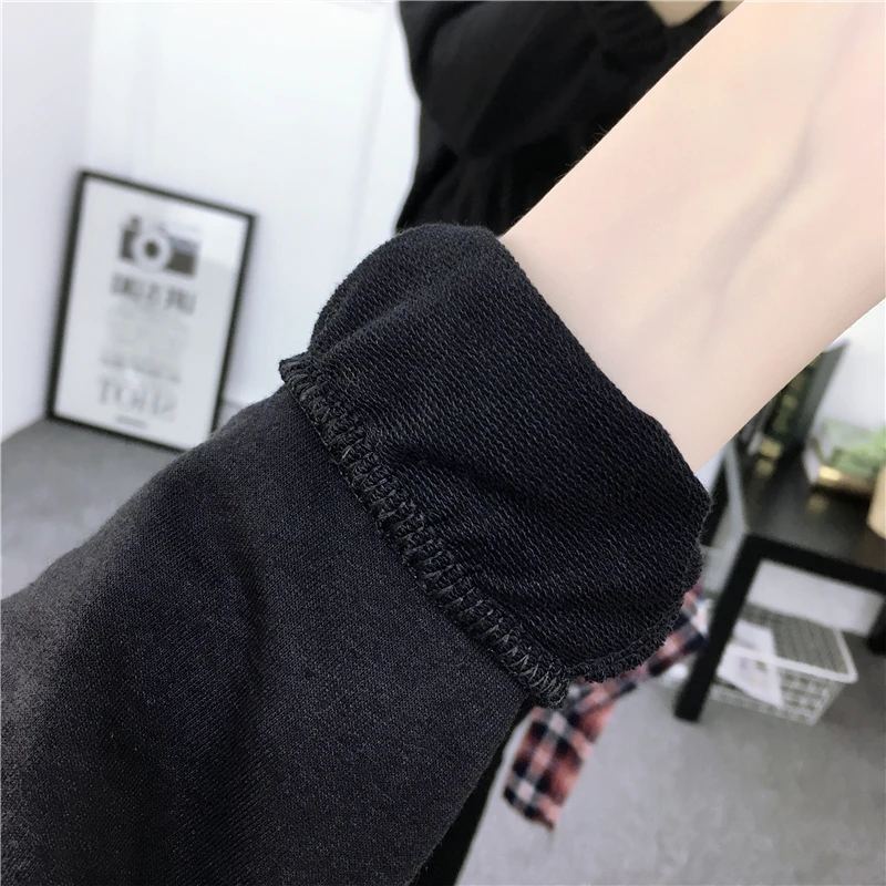 Фото Letters Printing Sweatshirt Fashion Autumn Women Crop Tops Round Neck Long Sleeve Sweatshirts Simple Style Black Moletom Женская Letters Printing Sweatshirt Fashion Autumn Women Crop Tops Round Neck Long Sleeve Sweatshirts Simple Style Black Moletom Женская
