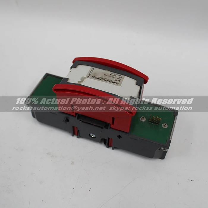 Используется в хорошем состоянии модуль расширения D136E001-001A с аксессуарами