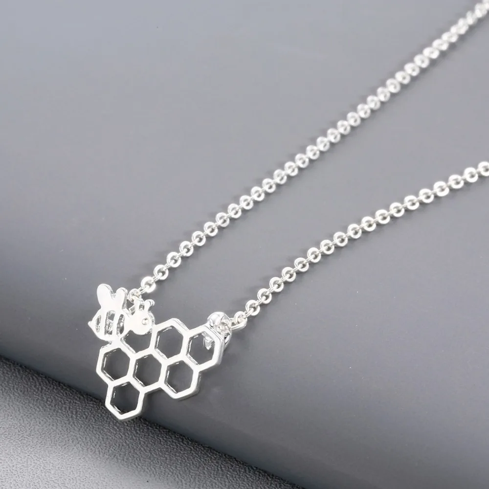 Kinitial Fashion Animal Charm Bee Necklaces for Women Girl Honeycomb Pendant Choker Necklace Statement Jewelry Prom Gift | Украшения и