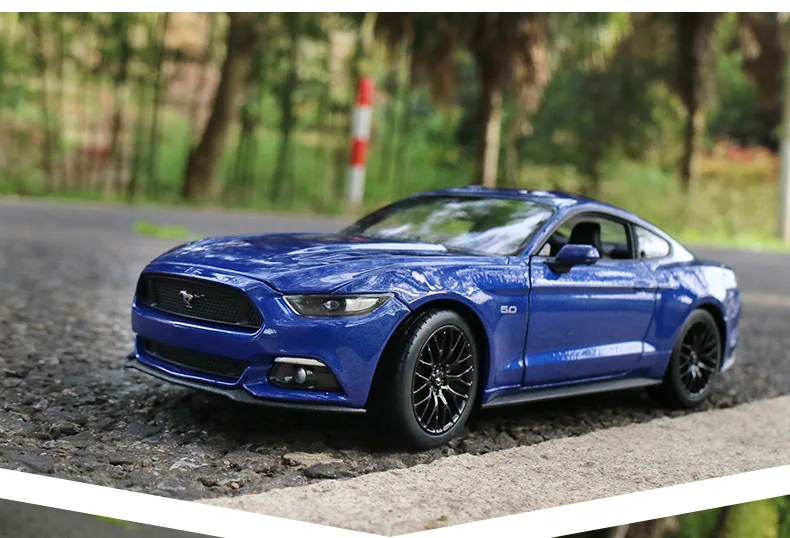 SAINTGI 2015 Ford Mustang GT Форсаж 1:24 модель автомобиля детские игрушки Diecast Отступить Свет