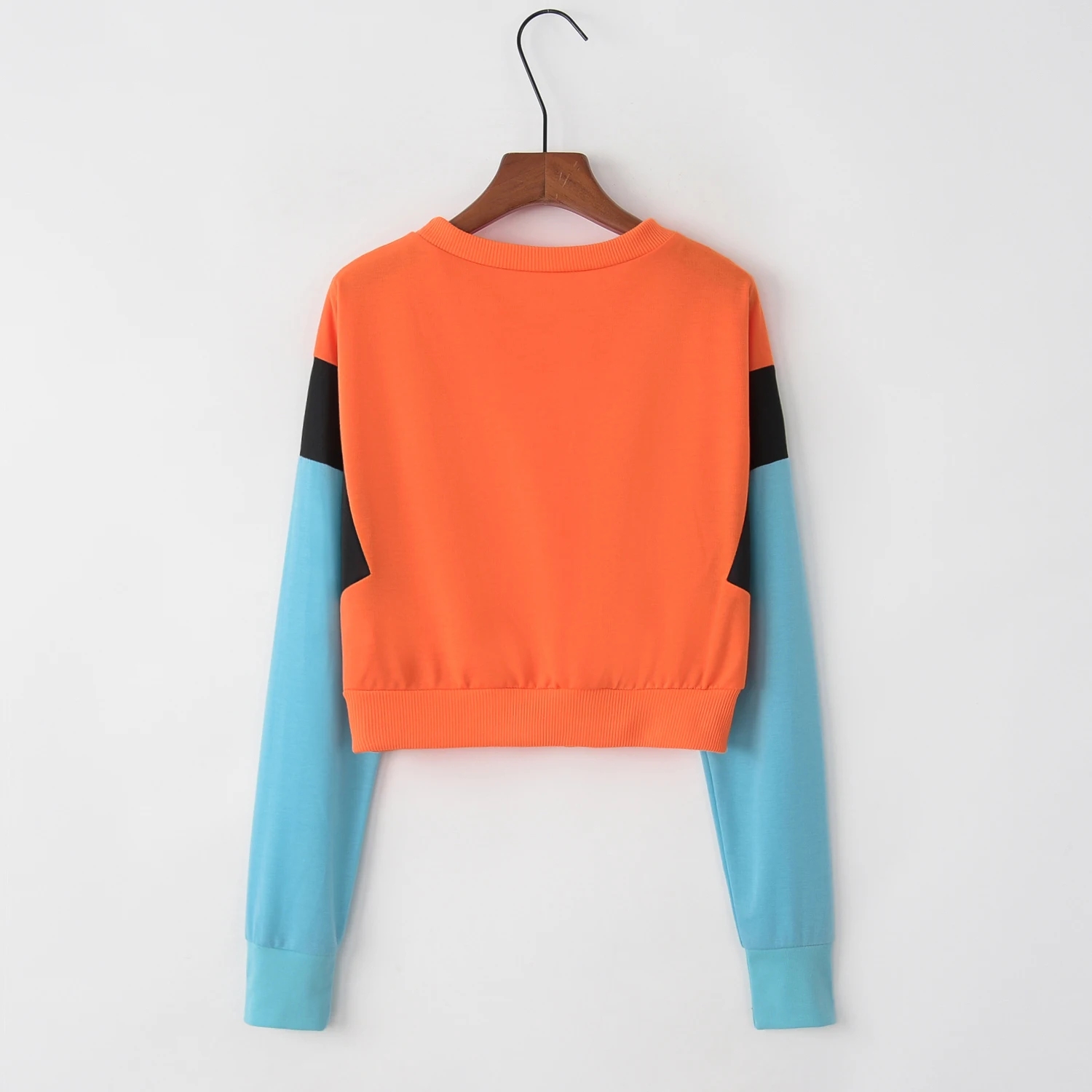 Модная спортивная одежда для женщин в период весна-осень | Женская