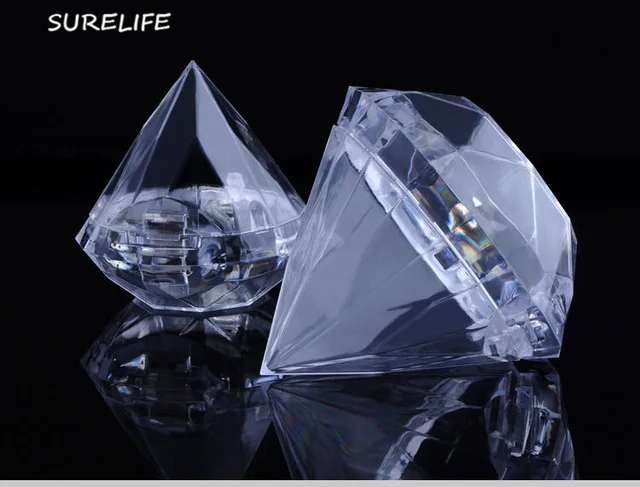 

24pcs Clear Diamond Boxes Candy Box Wedding Favor Gift Box Transparent Plastic Box Wedding Favours Souvenirs for guests