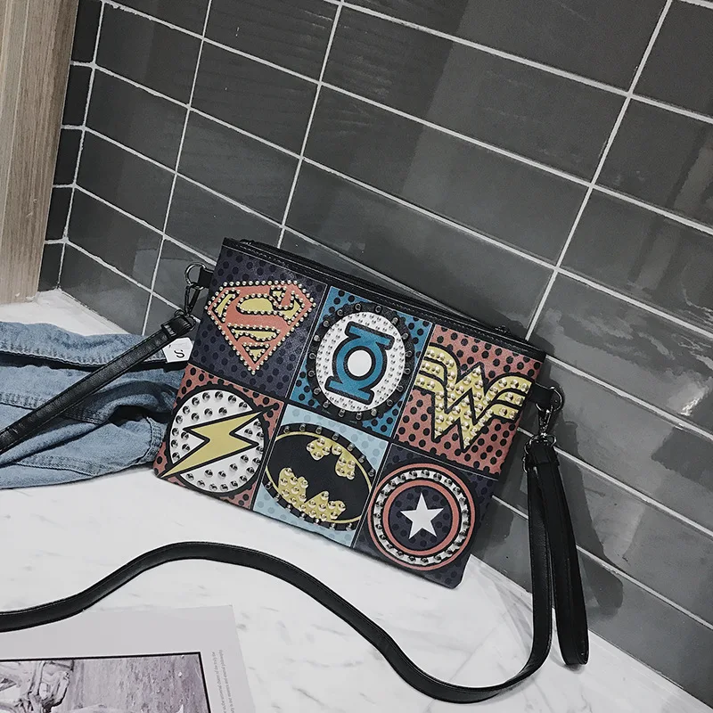 Супергерой Мстители Marvel сумки клатч Мода ретро из искусственной кожи суперкрутой заклепки Готический Панк удобный на запястье клатч