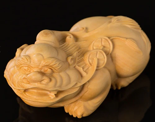 

Delicate Lovely Chinese Traditional Handicrafts Boxwood Mythical Wild Animal Statue