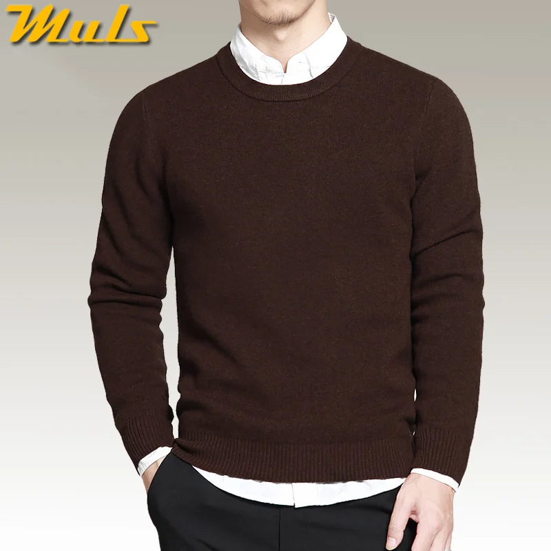 Мужской трикотажный свитер простой хлопковый с круглым вырезом и длинным