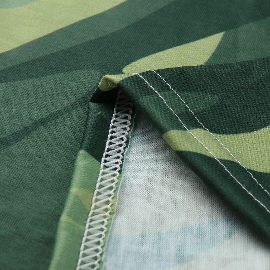 Футболка женская Свободная камуфляжная с круглым вырезом на тонких бретельках |