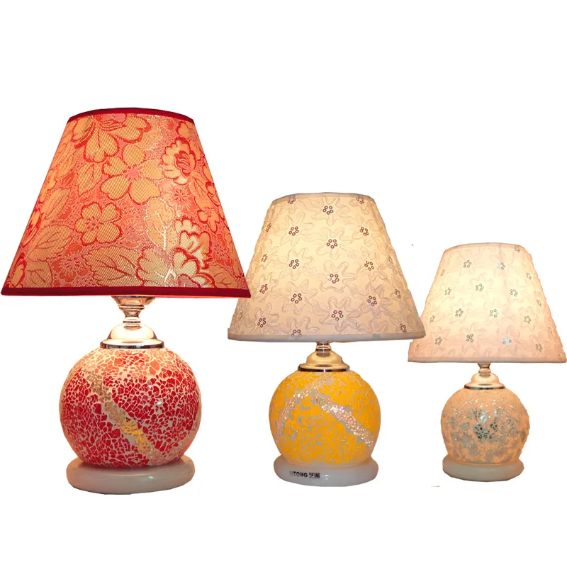 Китайская Свадебная витражная спальня кроме настольных огней с цветочным узором
