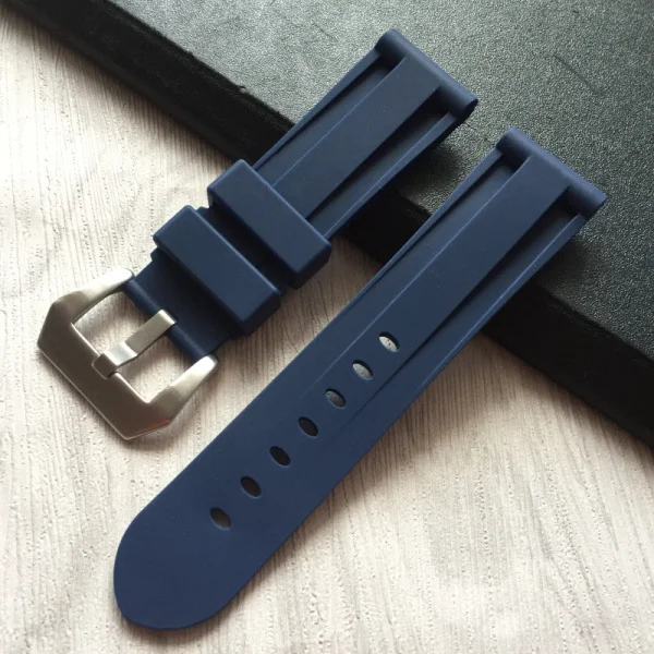 blue silver buckle Резиновый ремешок 24 мм черный синий водонепроницаемый силиконовый резиновый ремешок для часов Ремешок Для Panerai С PAM Man аксессуары инструмент - Цвет ремешка: blue silver buckle