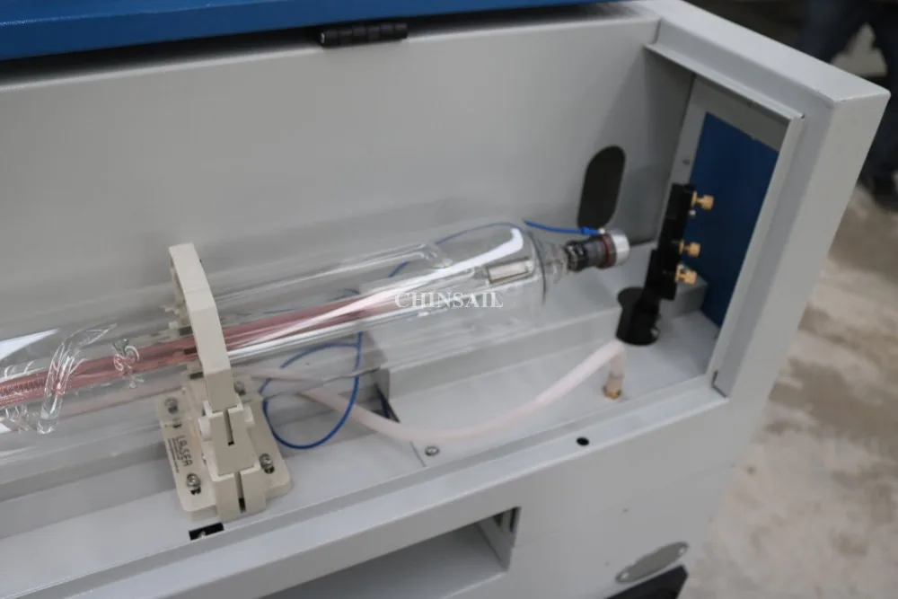 Привлекательный дизайн co2 лазерный гравировальный станок для неметаллических