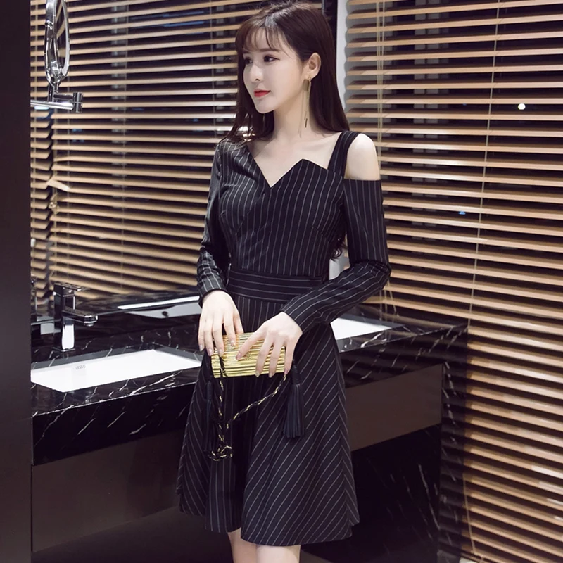 Темпераментные платья новинка хит женская мода корейский стиль дизайн линия