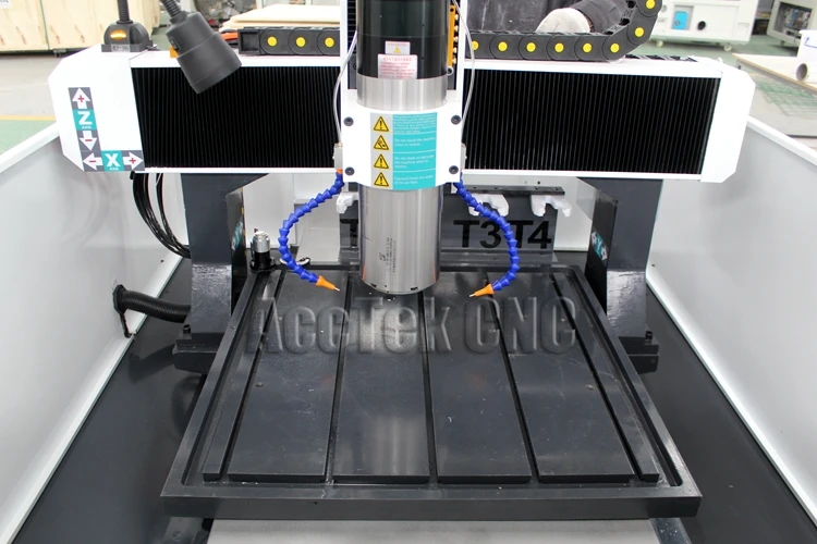 Цзинань поставщиком дешевые металла с ЧПУ обуви плесени гравировальный станок