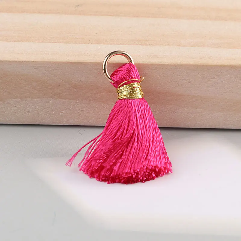 13 Rose Ipsequins 10 шт./лот 2 см мини шелковистые кисточки красочные маленькие кисточки для ювелирных изделий diy boho браслет ожерелье изготовление поставки - Цвет: 13 Rose