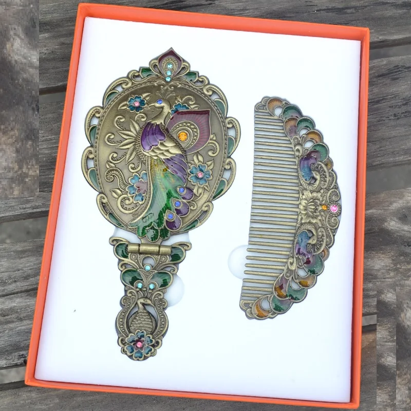 

Europe Oval fold Hand mirror peacock decoration mirror metal Portable decortive makeup mirror Beauty mirror for gifts J054