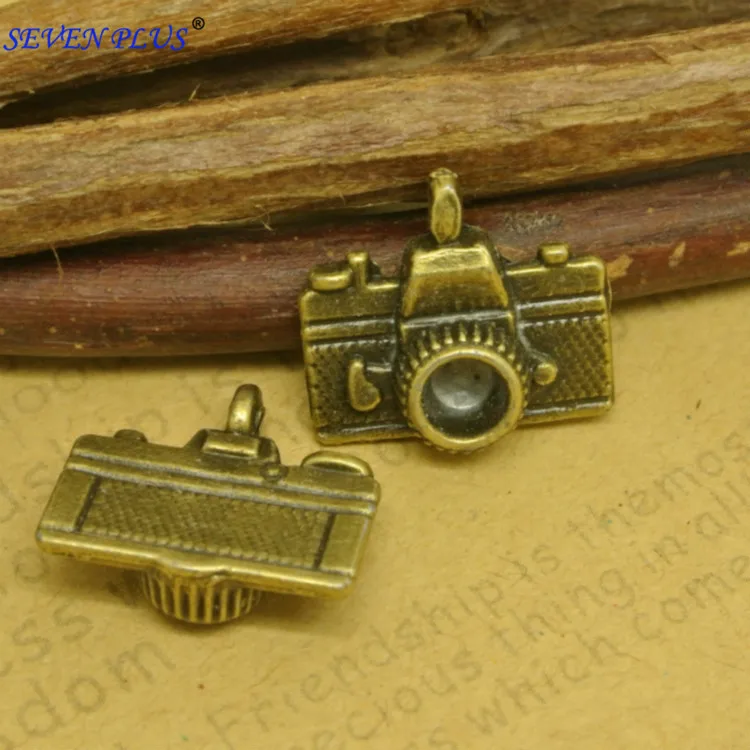 

High Quality 20 Pieces/Lot 14mm*15mm Antique Bronze Vintage Camera Charms