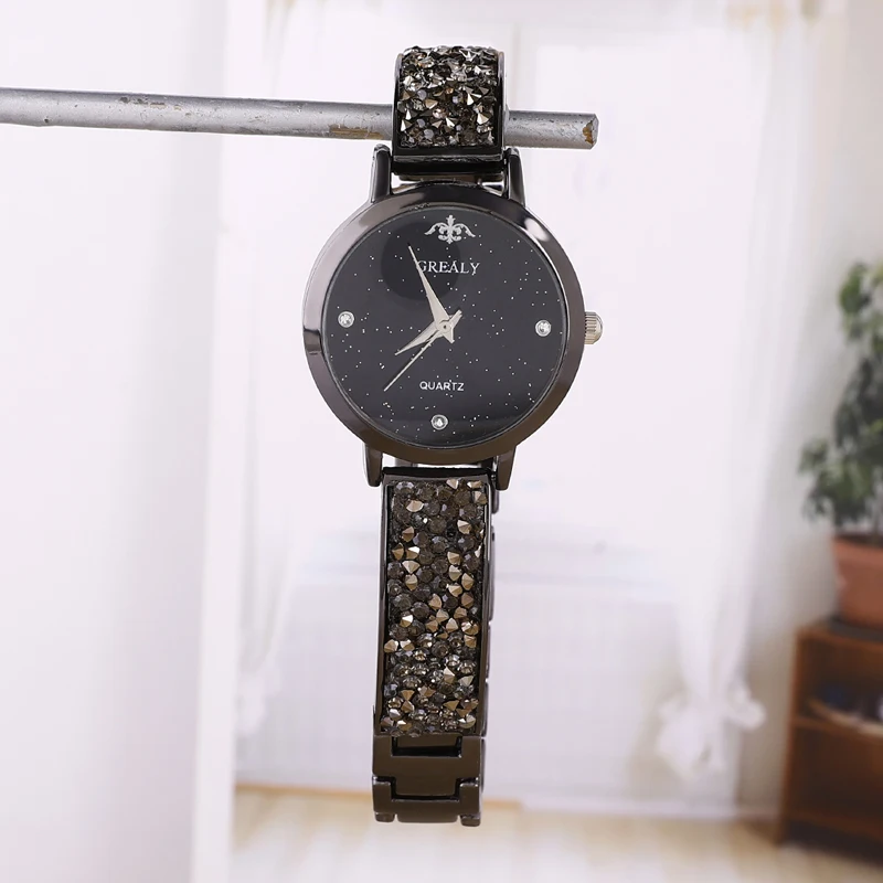 Роскошные золотые модные женские часы с Луной кварцевые со стразами и ремешком