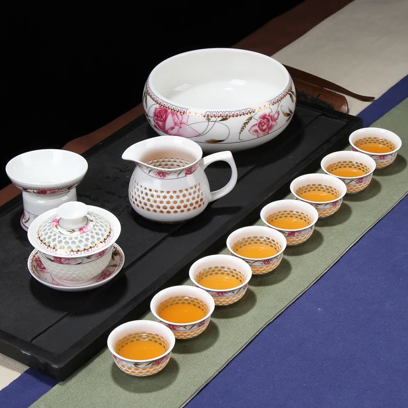

Factory direct marketing honeycomb century flower 13 teahouse kung fu tea set gift box wholesale