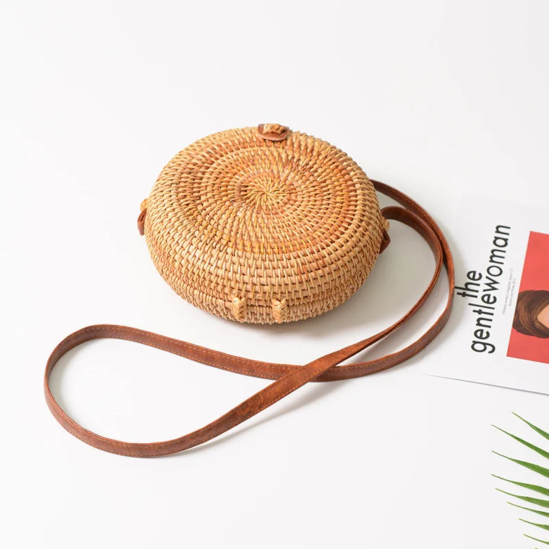 3 Round straw bag Новинка, Мини Круглая соломенная сумка, женская летняя ротанговая сумка, ручная работа, тканая пляжная сумка через плечо, квадратная богемная сумка на плечо - Цвет: 3 Round straw bag