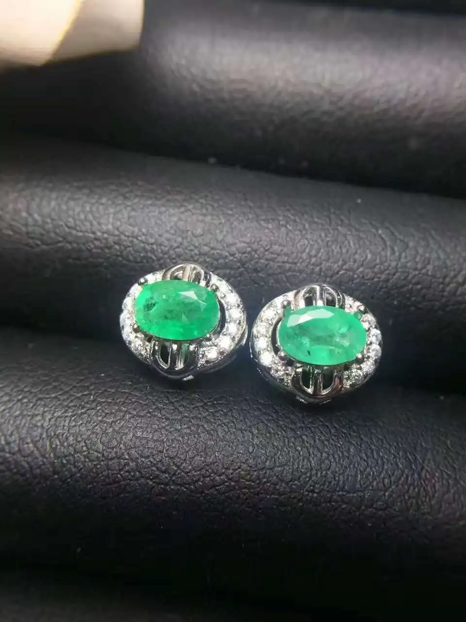 

natural green emerald stud earrings 925 sterling silver natural gemstone earrings fashion round women's party Earrings jewelry