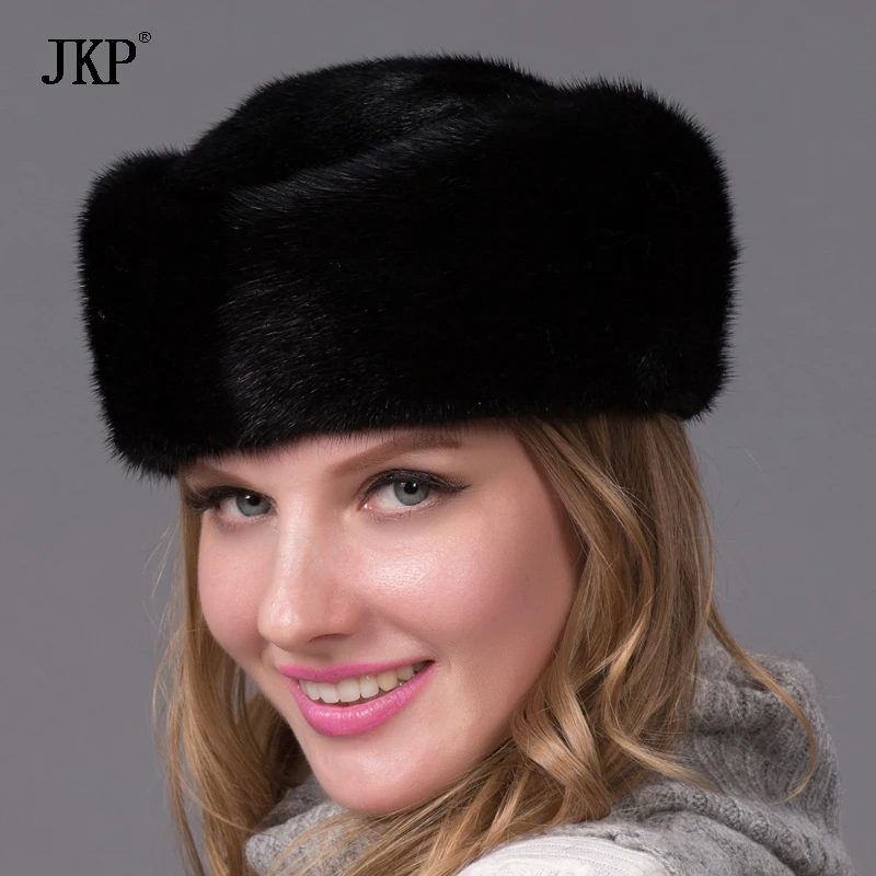 2022 Winter Women Whole Skin Real Mink Fur Hats Elegant European And American Fashion Casual Female Mink Cap DHY-42