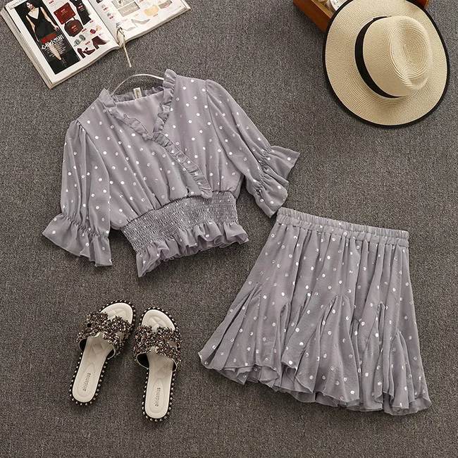 Женская блузка в горошек с V образным вырезом и плиссированная шифоновая юбка