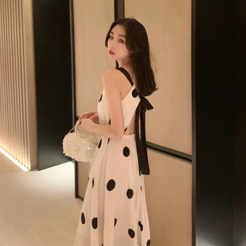 Платье на бретельках Shot длинное с открытой спинкой в горошек вырезом спине во