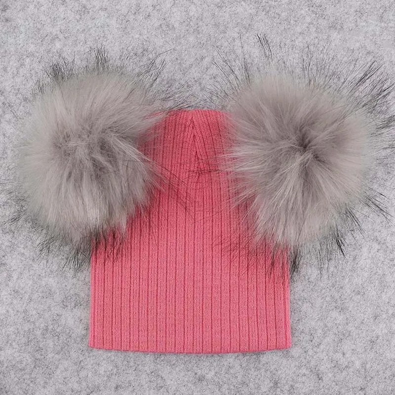 deep pink 2 GZHilovingL/модные вязаные шапочки для маленьких мальчиков и девочек с двойным меховым помпоном; зимние мягкие хлопковые Полосатые Шляпы; Кепка Skullies для детей - Цвет: deep pink 2