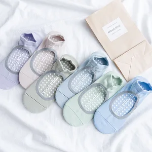 Дышащие Антифрикционные женские носки для йоги, силиконовые Нескользящие носки для пилатеса, дышащие спортивные танцевальные носки, тапочки с захватами