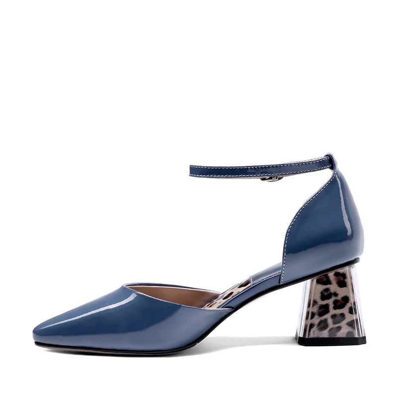 Женские леопардовые босоножки ISNOM черные вечерние из коровьей кожи на высоком