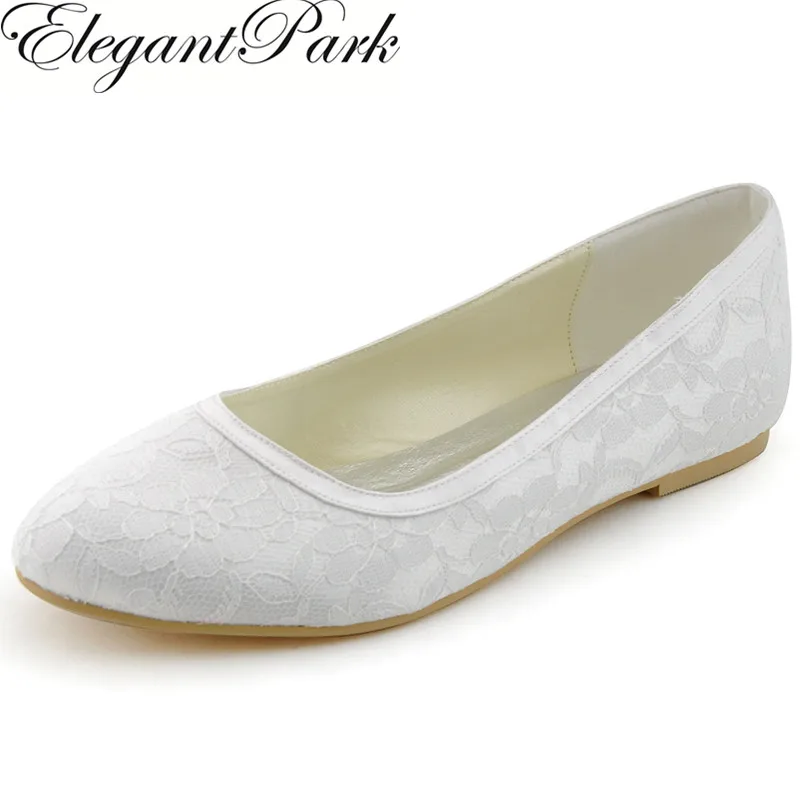 Женские туфли на плоской подошве белые цвета слоновой кости с круглым носком