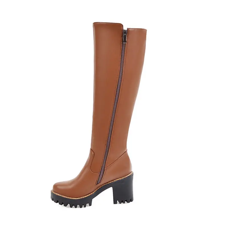 Женские сапоги до колена на платформе с пряжкой и круглым носком размеры 34