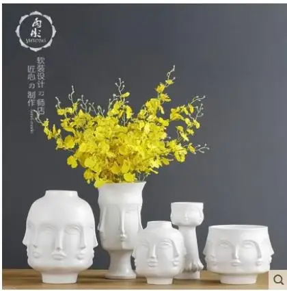 Белая керамическая креативная ваза с человеческим лицом в скандинавском стиле