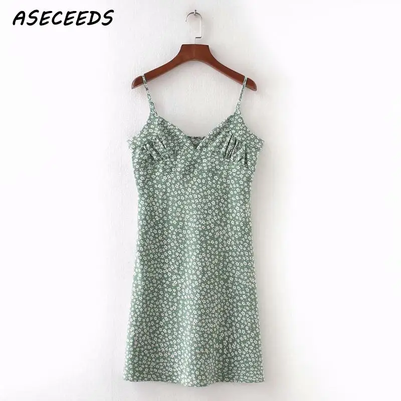 Летнее богемное платье сексуальное длинное на бретельках с открытой спиной