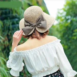 Шляпа женская Соломенная с широкими полями и большим бантом