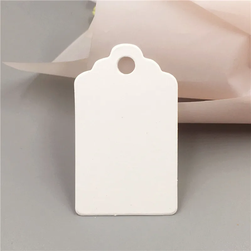 white 100 шт 5x3 см зубчатые красочные бумажные карты висят картонные бирки Свадебная вечеринка ярлык для одежды DIY открытка сообщения - Цвет: white