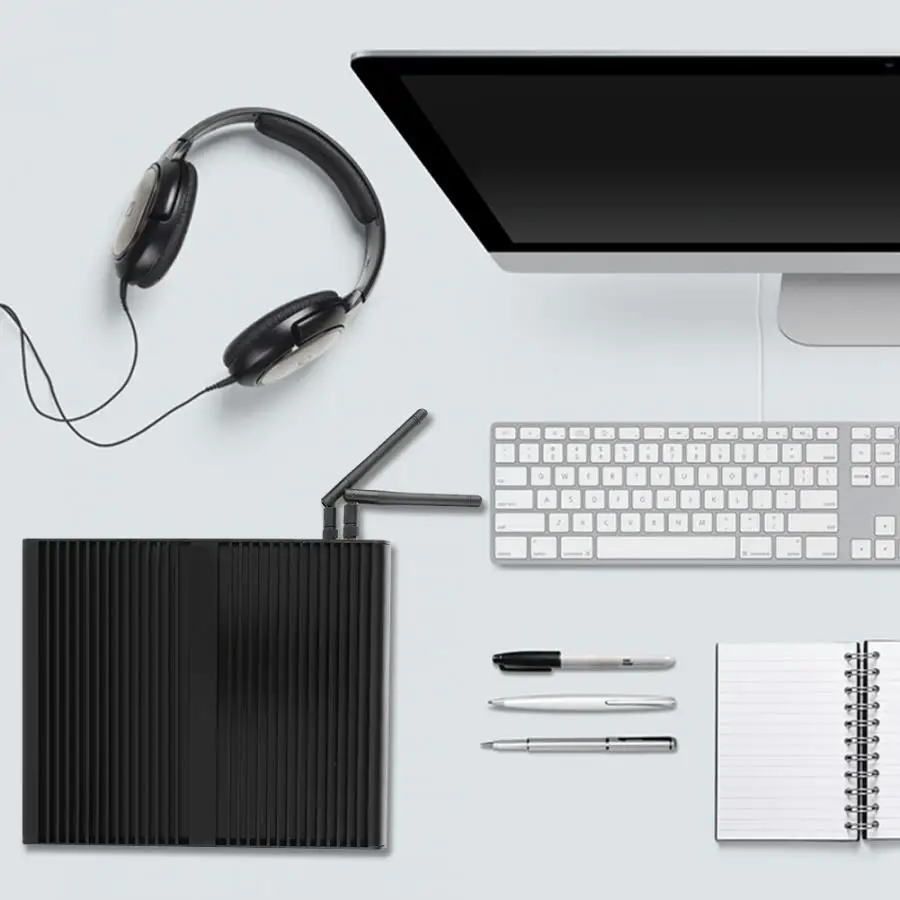 P05B-i7-8550U 32G хранение 1 ТБ SSD PC Мини компьютер 110 V-240 V wifi антенна