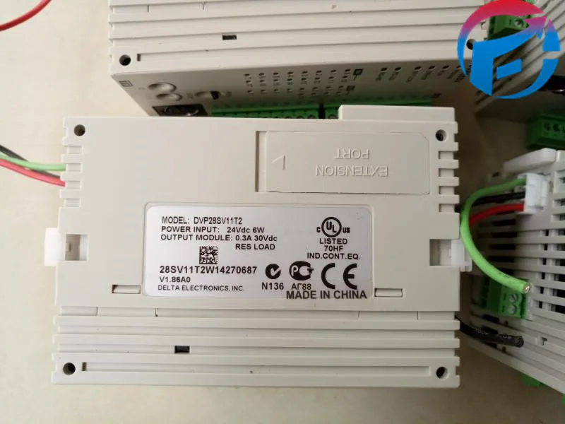 DVP28SV11T2 Delta PLC SV Серия 28 точка 16DI 12DO(NPN транзистор) DC мощность SRAM с программным кабелем