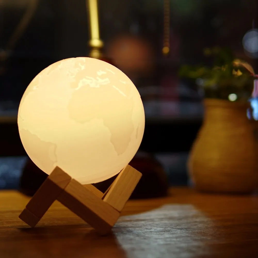 Настольная лампа 3D Planet Earth night light меняющая цвет с дистанционным управлением
