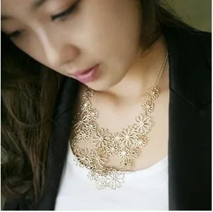 

Vintage Bohemia Multi-layer Hollowed Flower Necklace For Women