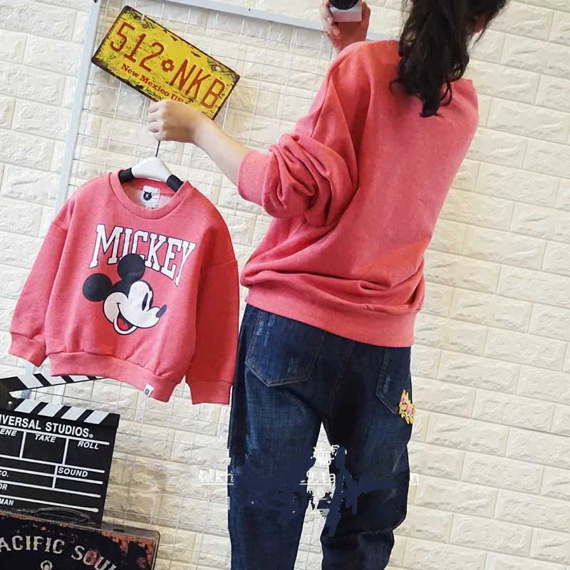 Одинаковая одежда для семьи платья мамы и дочки сына футболка с длинными