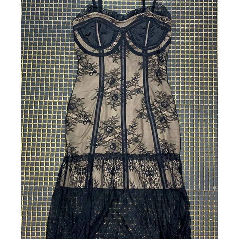 

Newest Summer Dress Fashion Women Sexy Lace Spaghetti Strap Bandage Dress Black Sleeveless Style Party Vestidos Wholesale 2019