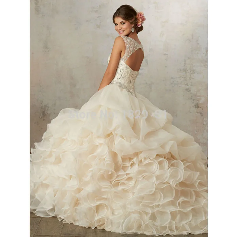 Розовый пышные Дешевые Quinceanera платья для женщин бальные платье с цельнокроеным рукавом органза оборками бисером кристаллы сладкий 16