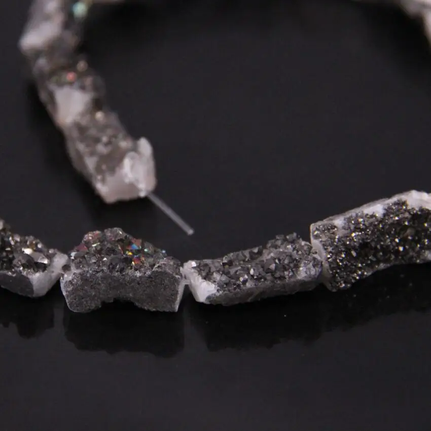 Approx20Pcs/Strand пистолет черный титан натуральный кварц друза Geode Прямоугольник Плиты